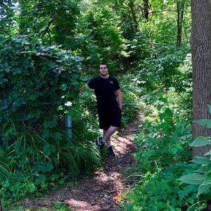 Meet your Posher, Amir